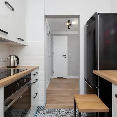 Metro Marymont Apartment By Noclegi Renters Warsaw Exterior photo