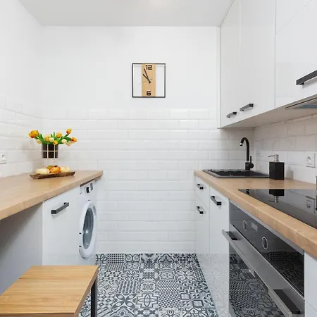 Metro Marymont Apartment By Noclegi Renters Warsaw Exterior photo