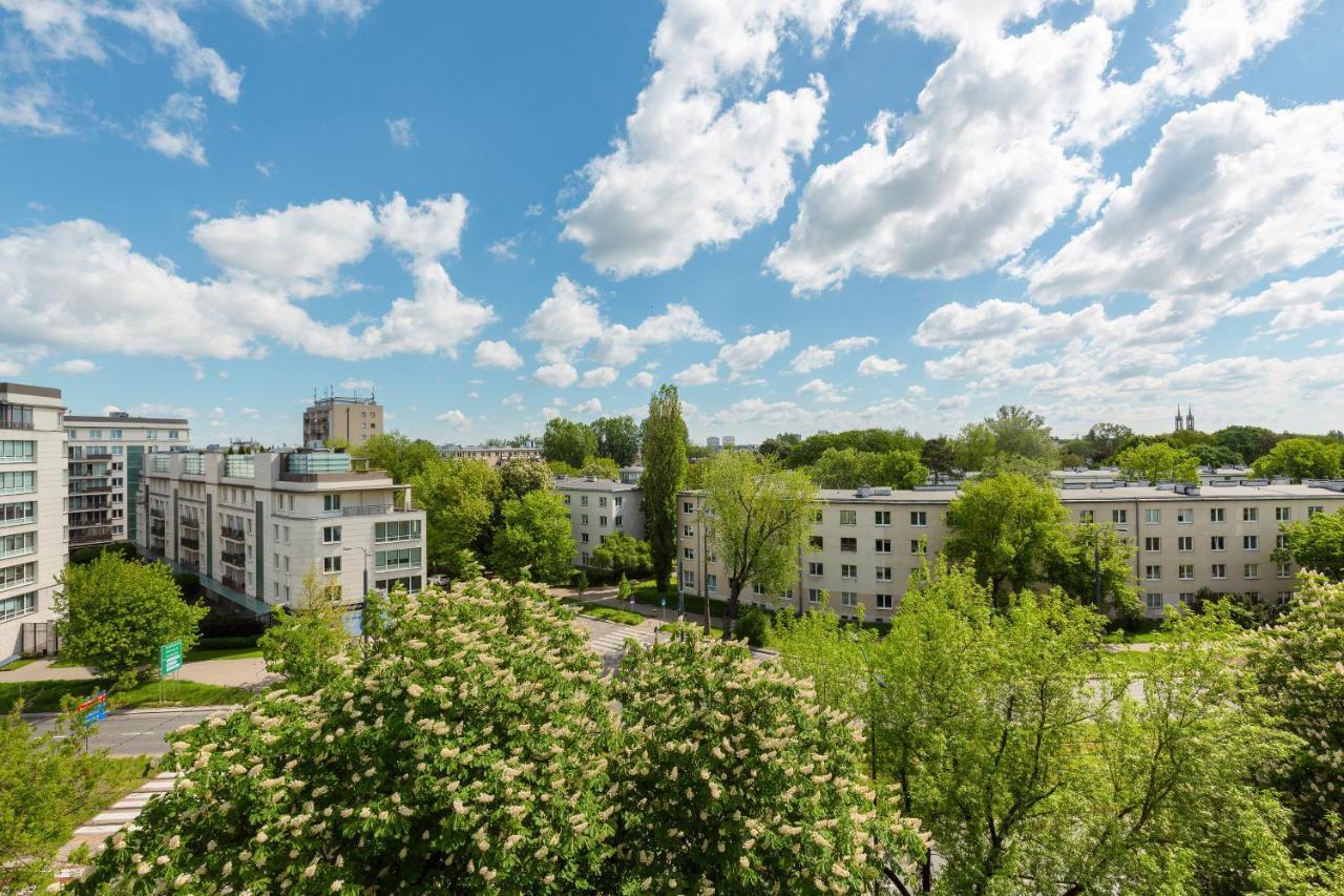 Metro Marymont By Renters Apartment