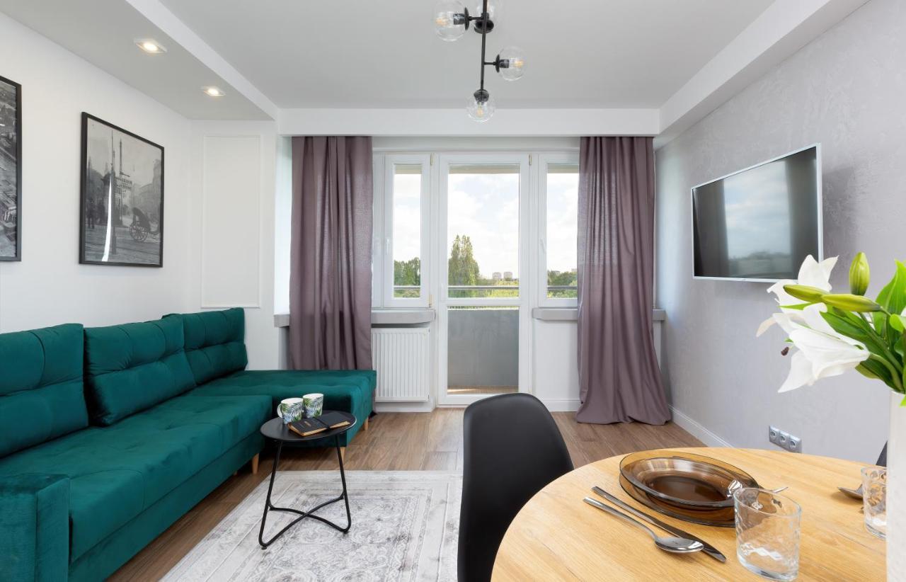 Metro Marymont By Renters * Warsaw