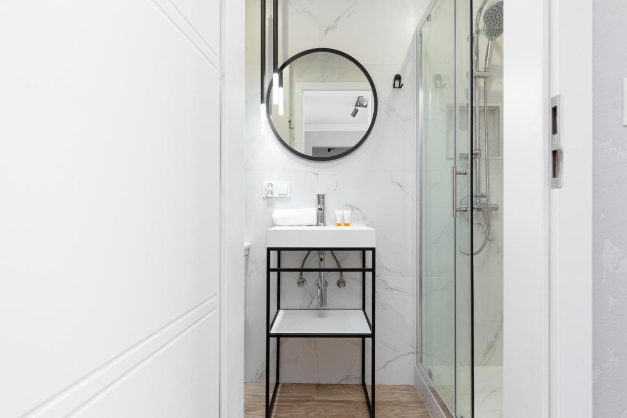 Metro Marymont By Renters * Warsaw