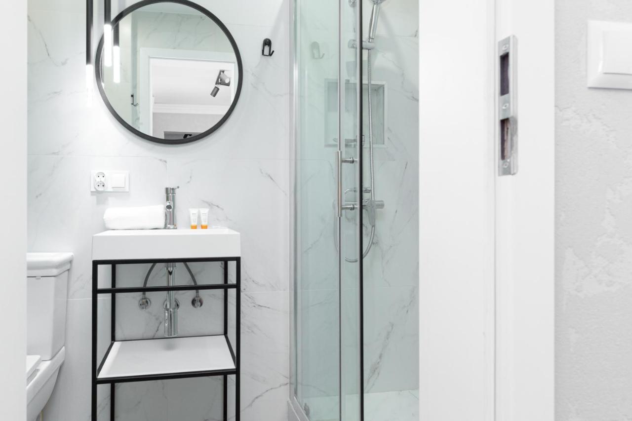 Metro Marymont By Renters Appartamento